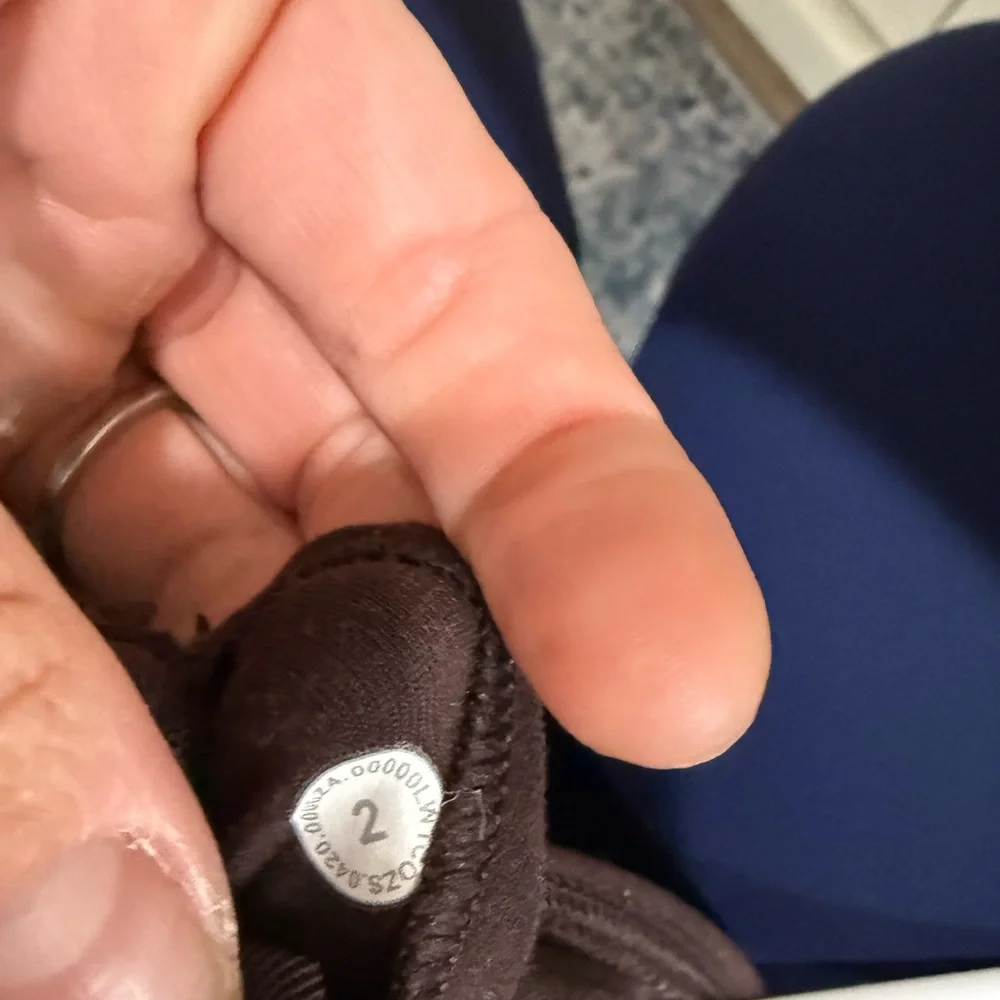 Lululemon lululemon Align Tank *Gold
French Press Size 2 - Picture 3 of 5